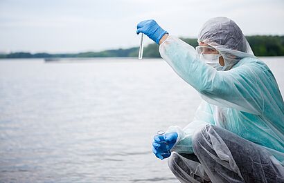 Penuhi persyaratan Detox Greenpeace melalui verifikasi independen dan pelaporan manajemen bahan kimia Anda - dengan DETOX TO ZERO.